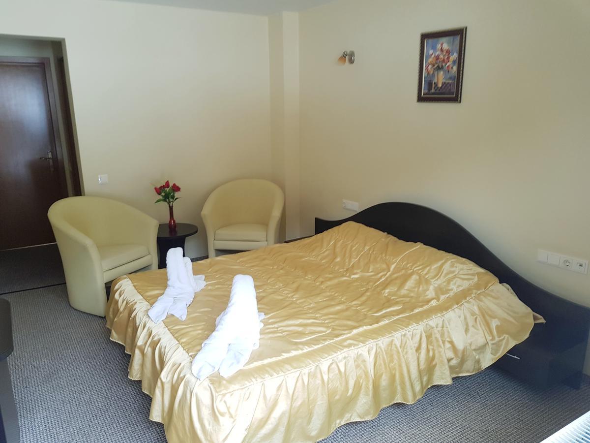 White Horse Hotel Predeal Ngoại thất bức ảnh
